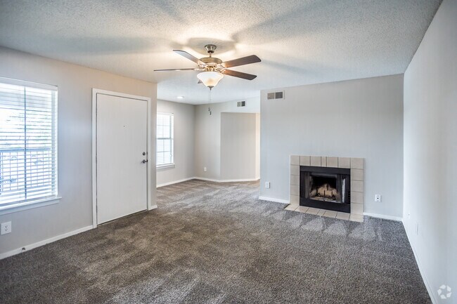 3HAB, 2BA - 1200SF - Cherry Grove Apartments