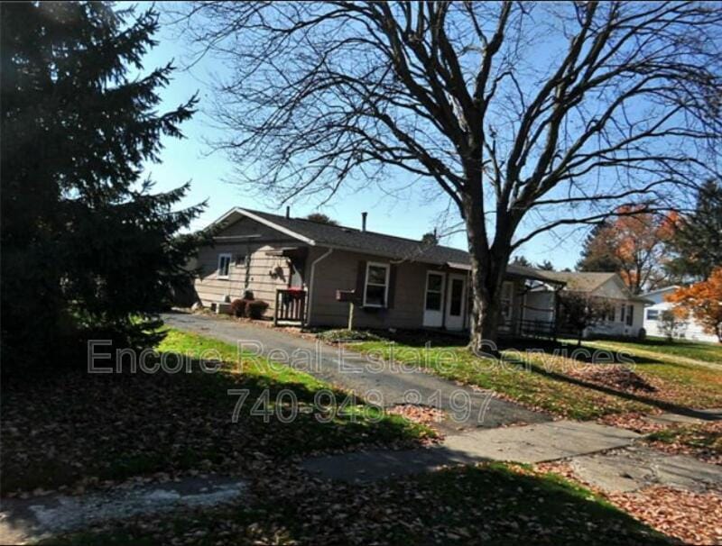 Primary Photo - 575 Seneca Dr
