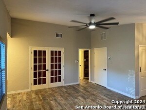 Building Photo - 13939 S Village Dr