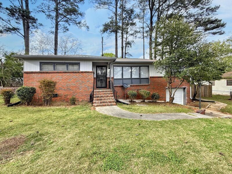 Foto principal - 328 Robertson Ave