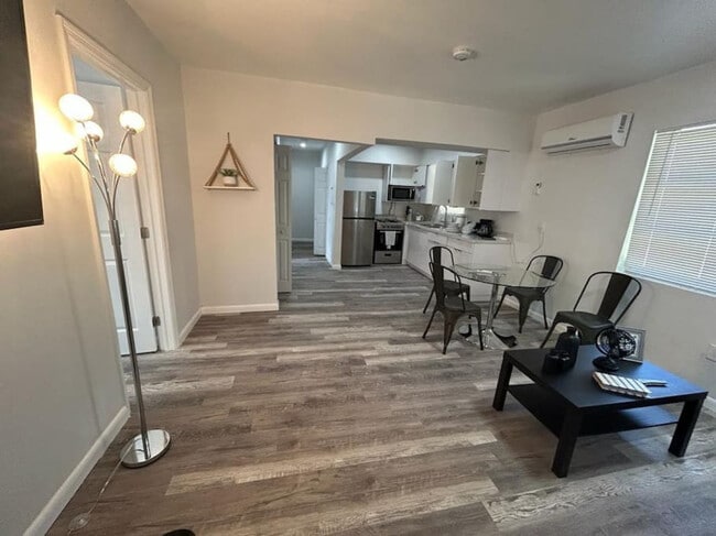 Building Photo - 2635 SW 24th Ave