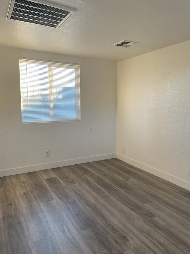 Foto del edificio - 2157 Carroll St