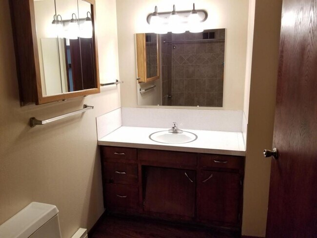 Foto del edificio - 2109 1/2 Olive Street