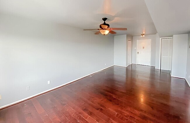 Foto del edificio - Beautiful 1 Bed 1 Bath Condo In Pavilion O...
