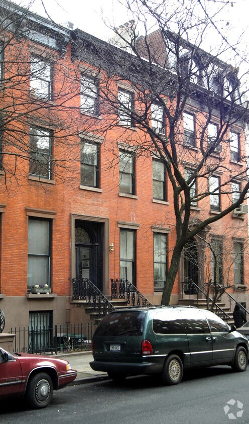 Foto principal - 287 Henry St