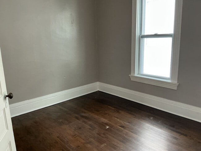 Foto del edificio - 2617 S Howell Ave