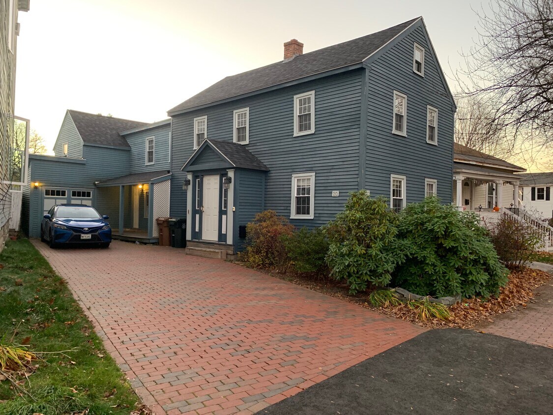 Primary Photo - 20 North St