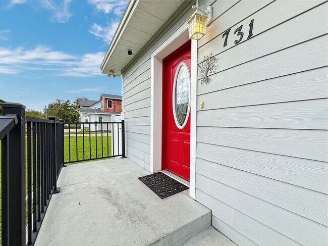 Foto del edificio - 731 Guernsey St