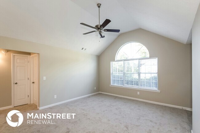 Foto del edificio - 1136 Oakwood Manor Ct