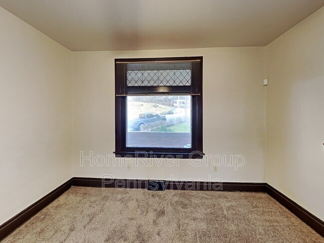 Foto del edificio - 711 Hampshire Ave