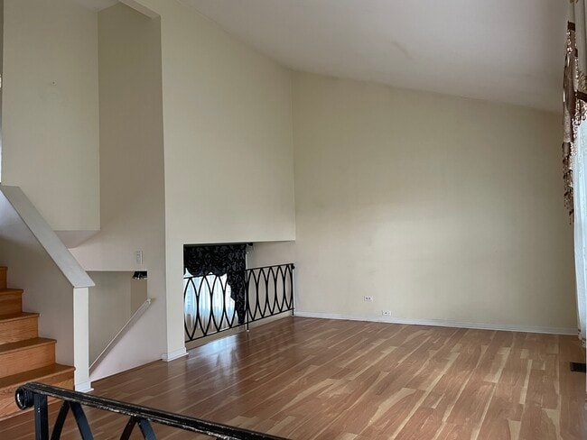 Building Photo - 9137 Barberry Ln