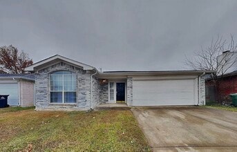 Building Photo - 721 Charles City Dr