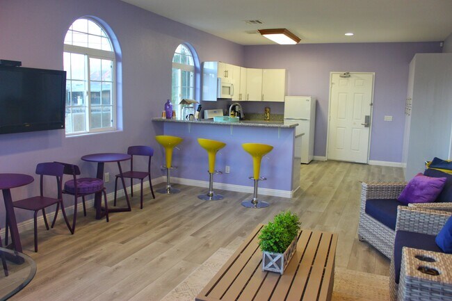 Foto del edificio - 12622 Miracle Hill Rd