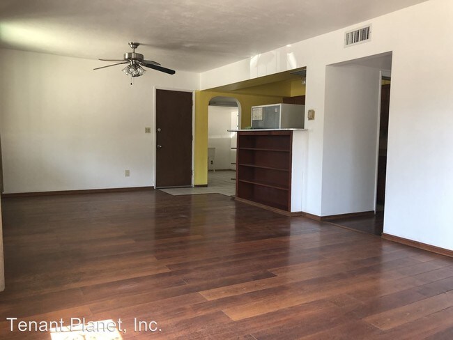 Building Photo - 5 br, 2 bath House - 3632 Olive Street