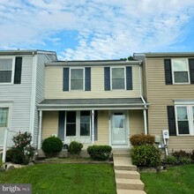 Building Photo - 20 Burbage Ct
