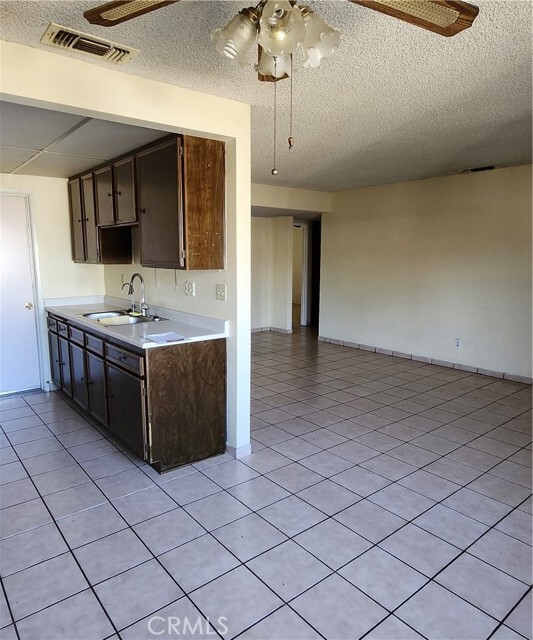 1994 Flores St, Hemet, CA 92545 Townhome Rentals in Hemet CA