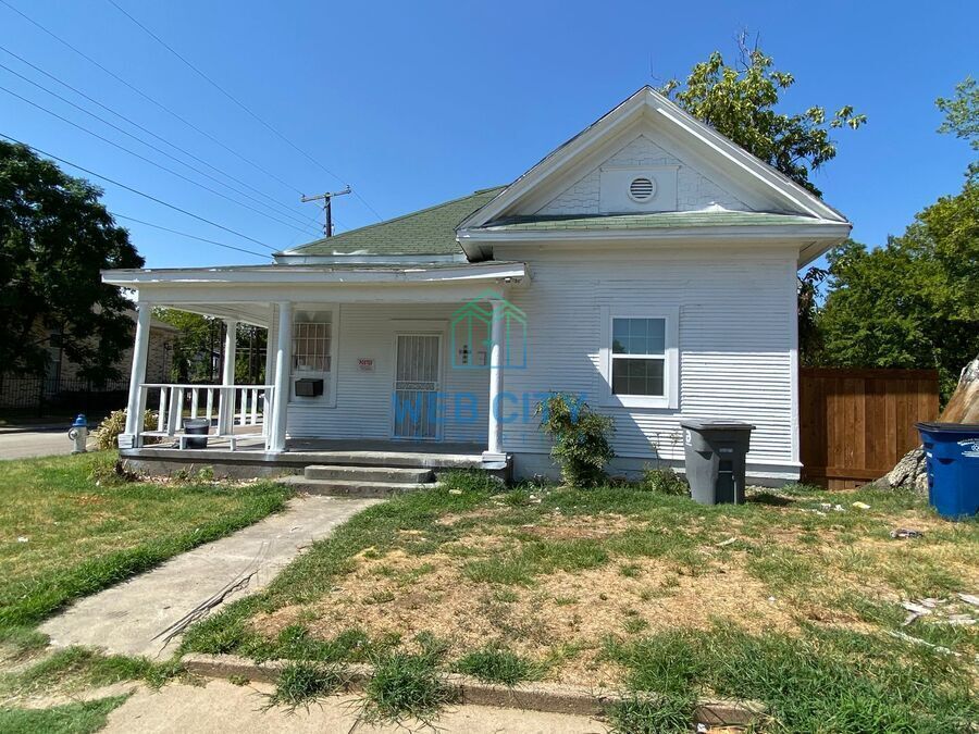 Foto principal - 3527 S Harwood St