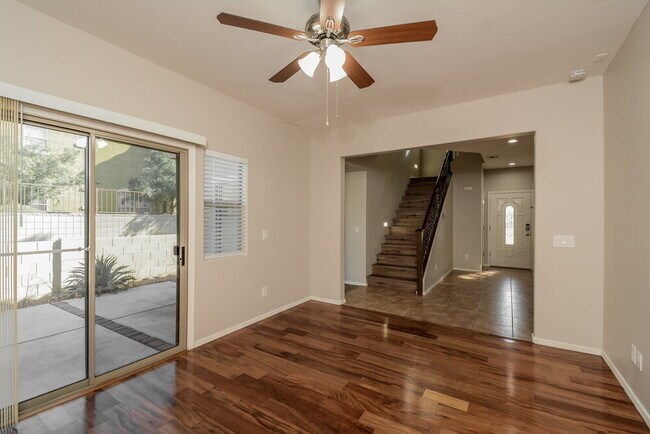Foto del edificio - 14208 W Country Gables Dr