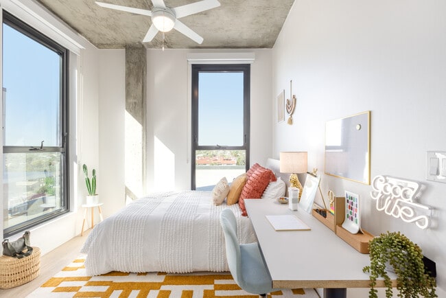 Photo - Hub Park Ave Apartments