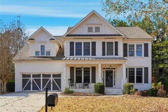 Building Photo - 3330 Spencer St