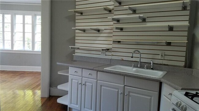 Foto del edificio - 520 Park Dr NE