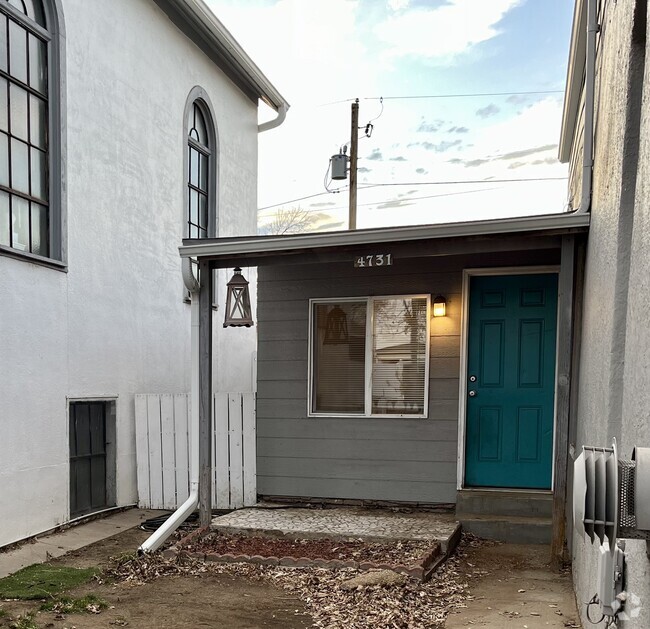 Building Photo - 4731 Vine St