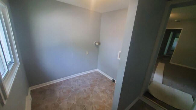 Foto del edificio - 630 N Cherry St