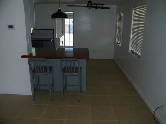 Foto del edificio - Charming Tucson 3-Bedroom Home with Spacious backyard