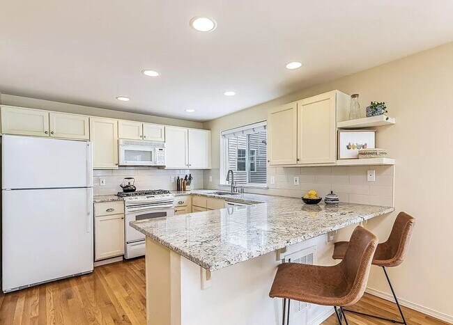 Foto del edificio - 8510 Midvale Ave N