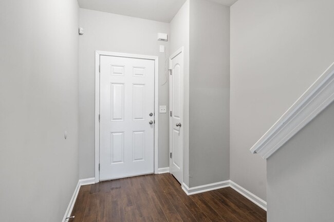 Photo - 3 Bedroom Townhome in Stonecrest!