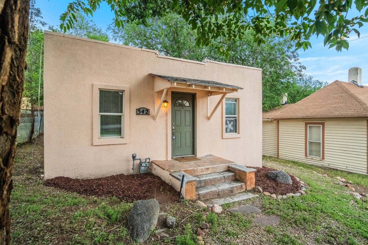 Photo - 542 W Boulder St (Colorado Springs, CO)