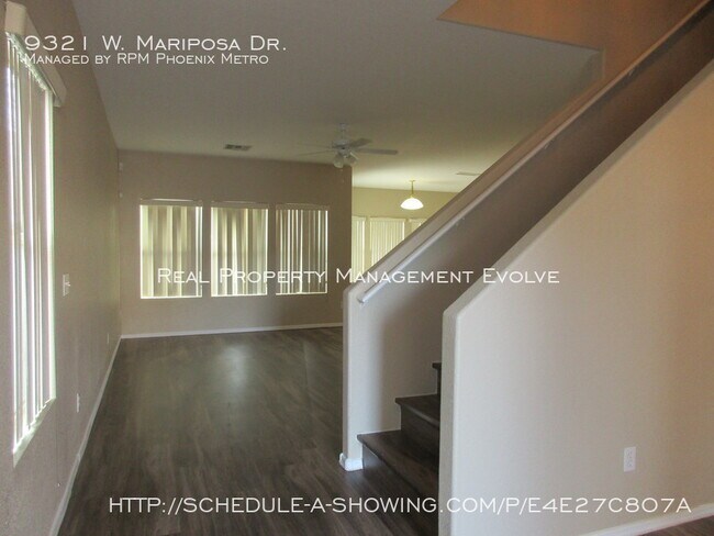 Foto del edificio - Mariposa's got it!!