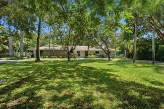 Building Photo - 12365 SW 60th Ct