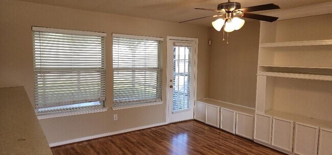 Building Photo - 11814 Sardis Lake Dr
