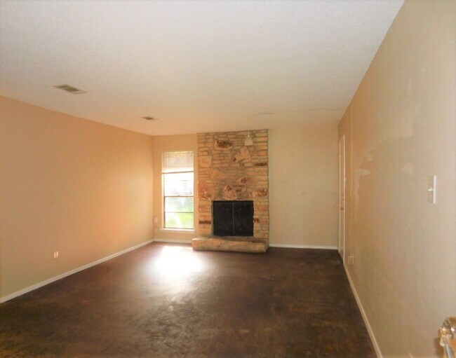 Foto del edificio - Ng Properties (811 Ramble Ln)