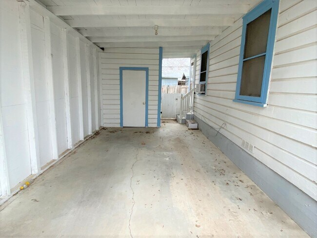 Building Photo - 1008 Georgetown Rd