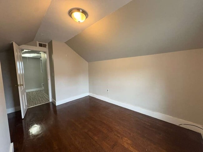 Foto del edificio - 1260 Whalley Ave