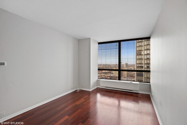 Foto del edificio - 5415 N Sheridan Rd