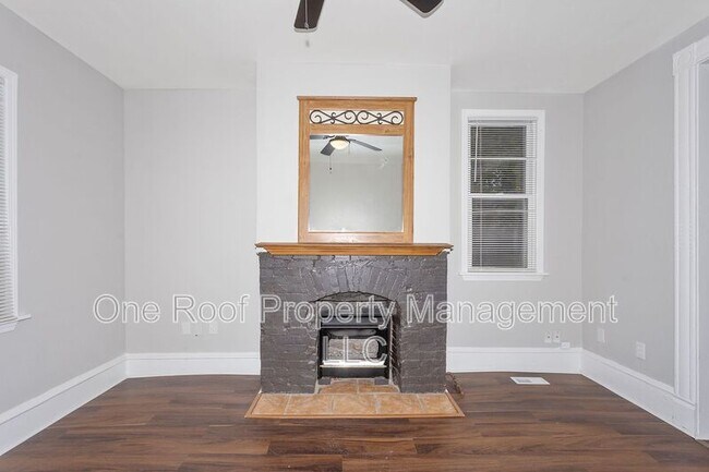 Foto del edificio - 3006 Brooklyn Ave