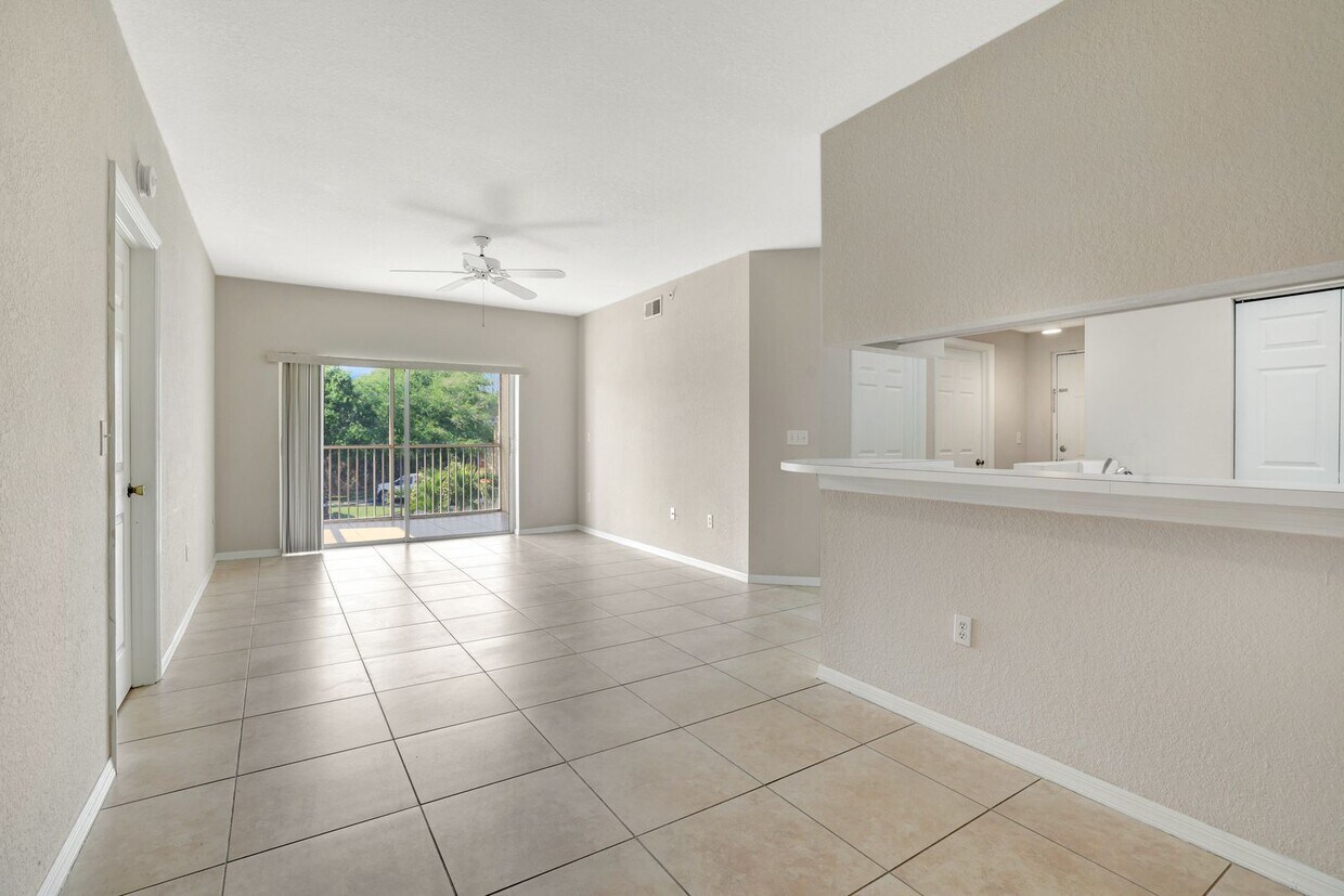 Foto principal - 6380 Aragon Way