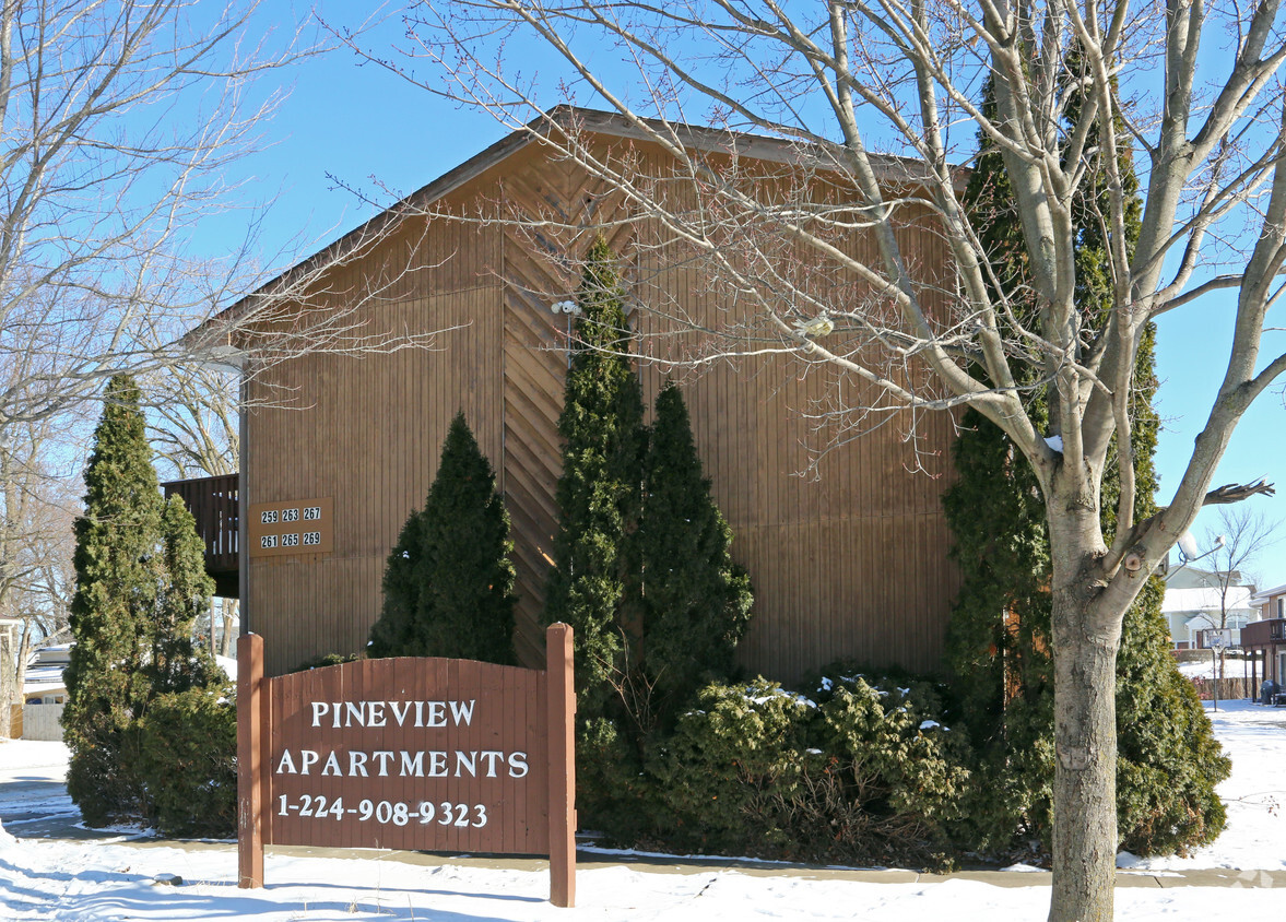 Building Photo - Pineview Apartments