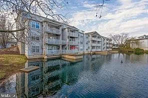 Building Photo - 1908 Waters Edge Dr