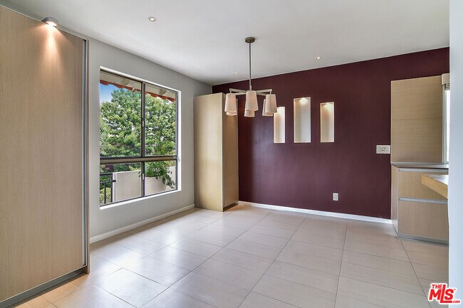 Foto del edificio - 11920 Dorothy St