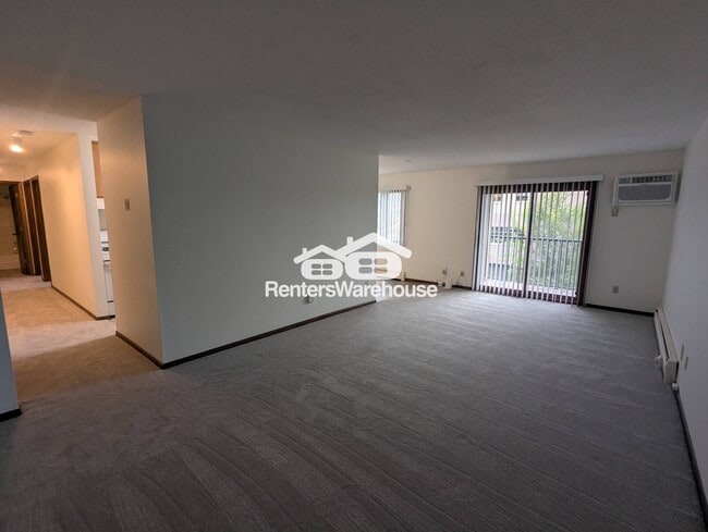 Building Photo - 4101 Parklawn Ave