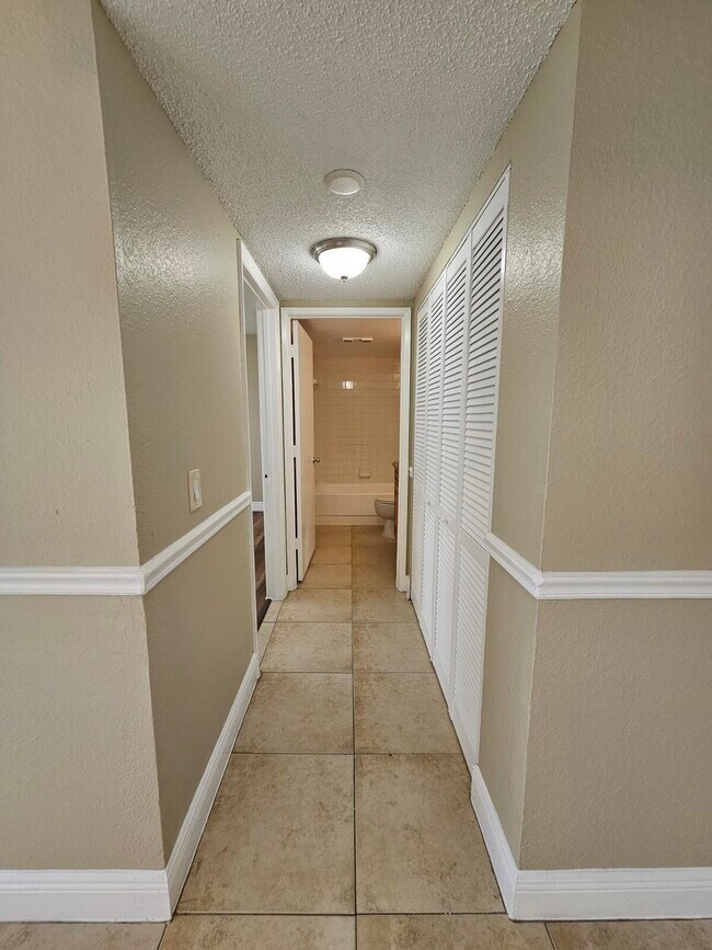 Building Photo - 1440 Windorah Way