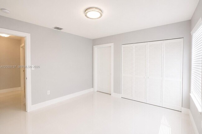 Foto del edificio - 1104 SW 118th Ct