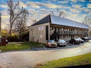 Building Photo - 1810 Pasco Ct