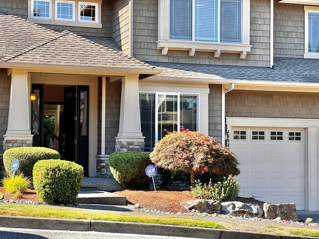 Foto del edificio - Modern 4BR Home in Redmond with Spacious L...