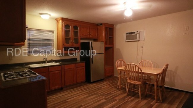 Foto del edificio - 1209 E Centerville Rd