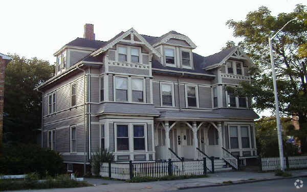 Primary Photo - 62-64 Prospect St